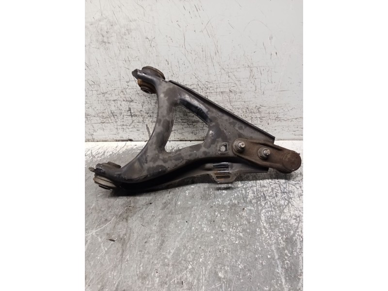 Recambio de brazo suspension inferior delantero izquierdo para renault megane i (ba0/1_) 1.4 16v (ba0d, ba1h, ba0w, ba10) refere