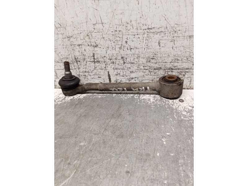Recambio de brazo suspension superior trasero izquierdo para toyota auris (_e18_) 1.3 (nre180_) referencia OEM IAM   