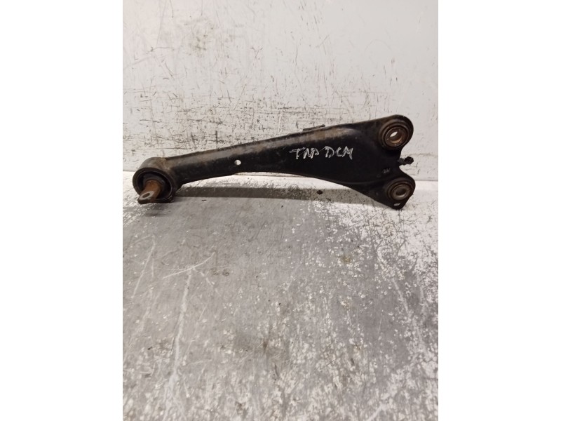 Recambio de brazo suspension superior trasero derecho para toyota auris (_e18_) 1.3 (nre180_) referencia OEM IAM   