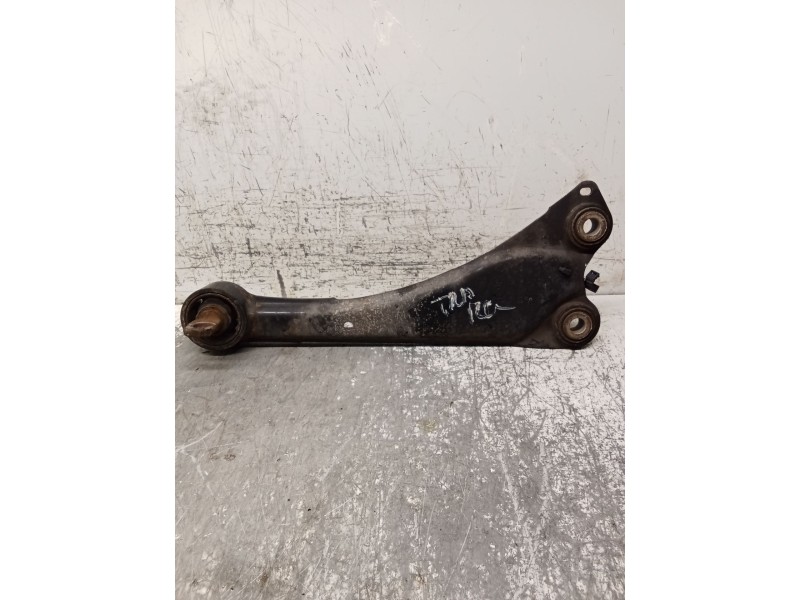 Recambio de brazo suspension superior trasero izquierdo para toyota auris (_e18_) 1.3 (nre180_) referencia OEM IAM   