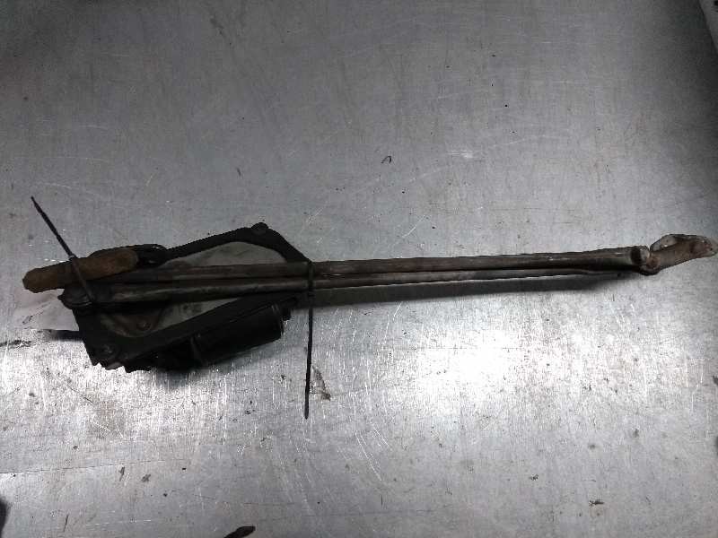 Recambio de motor limpia delantero para daihatsu rocky 2.8 td referencia OEM IAM   