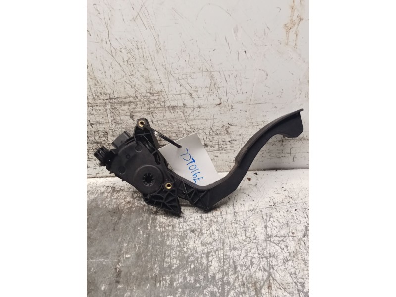 Recambio de potenciometro pedal para dacia sandero ii tce 90 (b8m1, b8ma) referencia OEM IAM 180026342R  