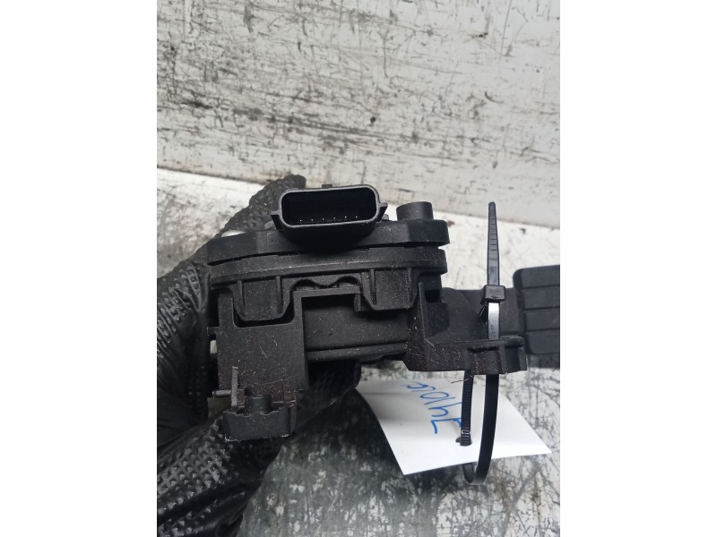 Recambio de potenciometro pedal para dacia sandero ii tce 90 (b8m1, b8ma) referencia OEM IAM 180026342R  