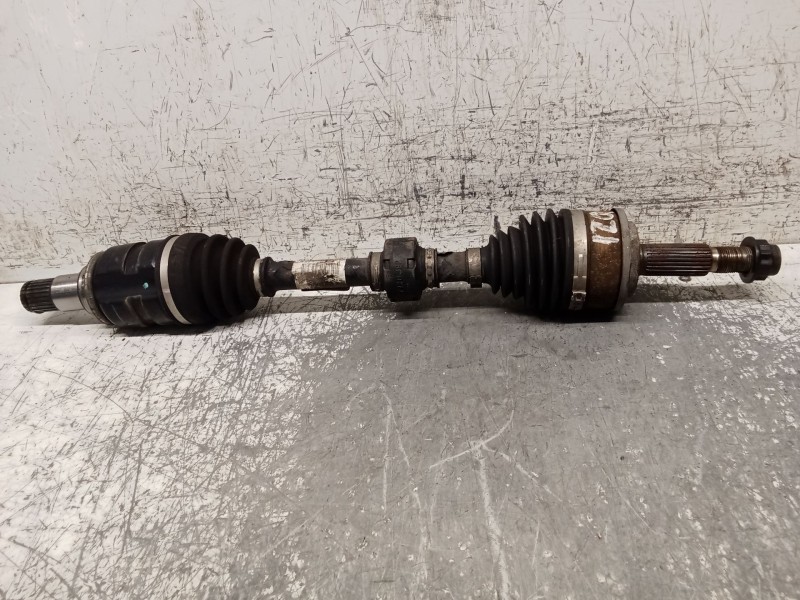 Recambio de transmision delantera izquierda para toyota auris (_e18_) 1.3 (nre180_) referencia OEM IAM   