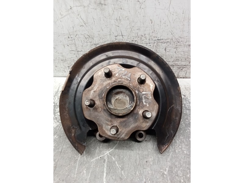 Recambio de mangueta trasera izquierda para toyota auris (_e18_) 1.3 (nre180_) referencia OEM IAM   