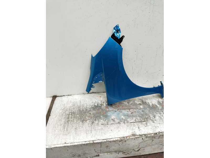 Recambio de aleta delantera derecha para honda jazz iii (ge_, gg_, gp_, za_) 1.4 referencia OEM IAM   