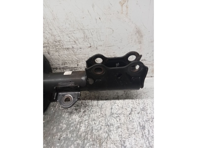 Recambio de amortiguador delantero izquierdo para toyota auris (_e18_) 1.3 (nre180_) referencia OEM IAM 4852002A00  