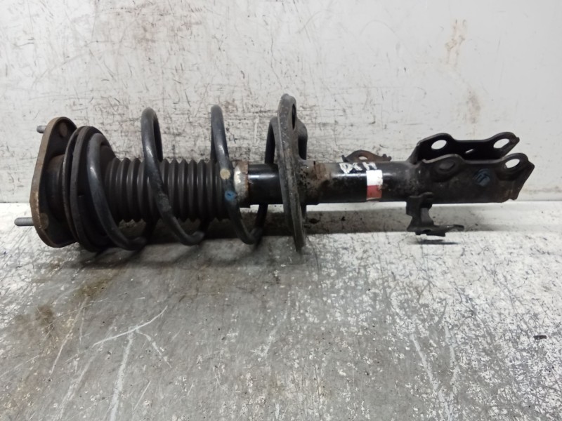 Recambio de amortiguador delantero derecho para toyota auris (_e18_) 1.3 (nre180_) referencia OEM IAM 4851002A00  