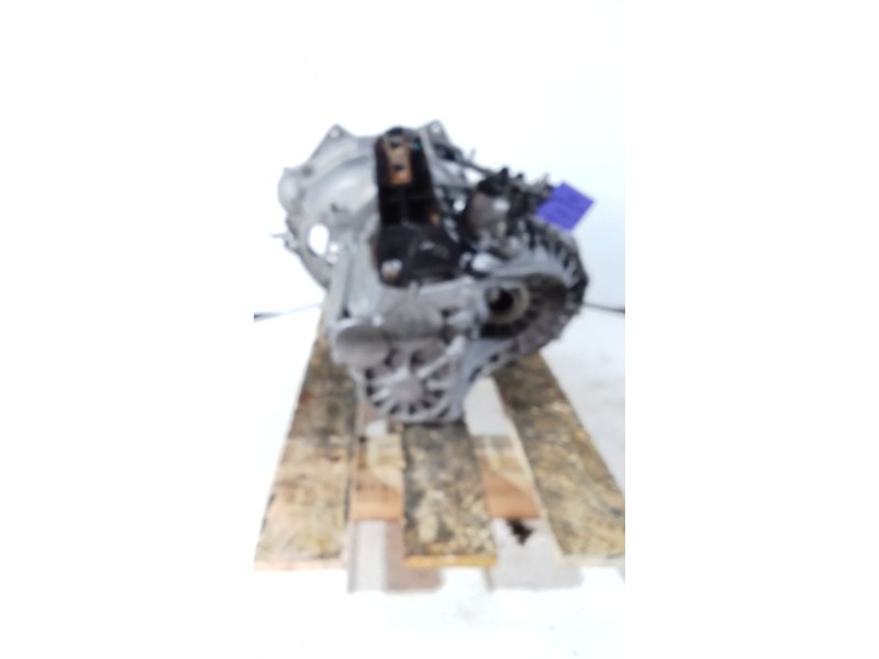 Recambio de caja cambios para kia sportage spirit 2wd referencia OEM IAM SG94JF 6v 003782