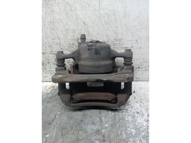 Recambio de pinza freno delantera izquierda para toyota auris (_e18_) 1.3 (nre180_) referencia OEM IAM   