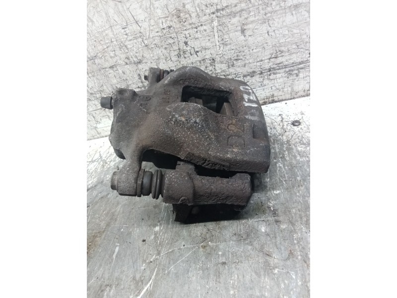 Recambio de pinza freno delantera izquierda para toyota auris (_e18_) 1.3 (nre180_) referencia OEM IAM   