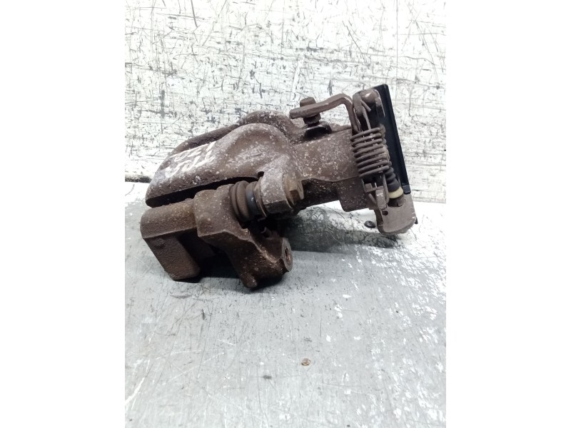 Recambio de pinza freno trasera izquierda para toyota auris (_e18_) 1.3 (nre180_) referencia OEM IAM   