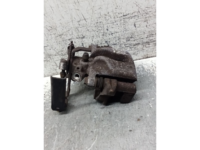 Recambio de pinza freno trasera izquierda para toyota auris (_e18_) 1.3 (nre180_) referencia OEM IAM   