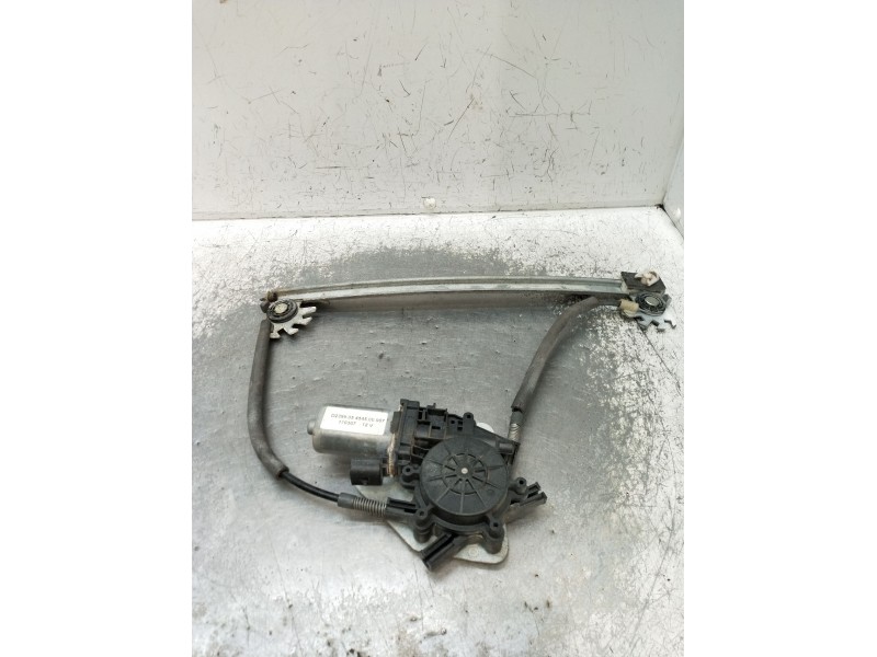 Recambio de elevalunas trasero derecho para citroën xsara picasso referencia OEM IAM D239905454500007  