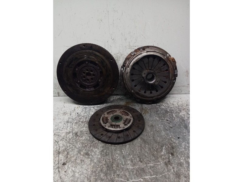 Recambio de kit embrague para iveco daily iv caja/chasis 35c13, 35c13 /p, 35s13 d, 35s13, 35s13 /p referencia OEM IAM 306083 306