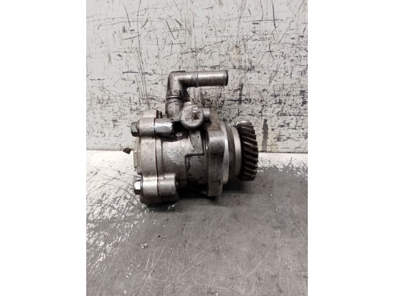 Recambio de bomba direccion para renault maxity 2.9 diesel referencia OEM IAM   