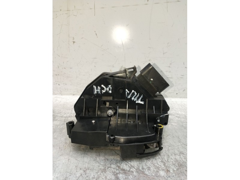 Recambio de motor cierre centralizado trasero derecho para ford c-max ii (dxa/cb7, dxa/ceu) 1.6 tdci referencia OEM IAM  5P 