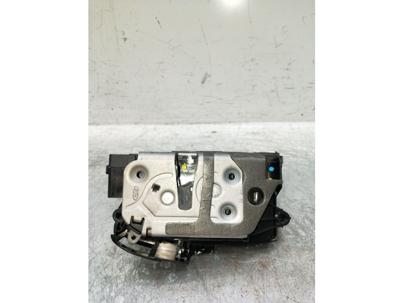 Recambio de motor cierre centralizado trasero derecho para ford c-max ii (dxa/cb7, dxa/ceu) 1.6 tdci referencia OEM IAM  5P 