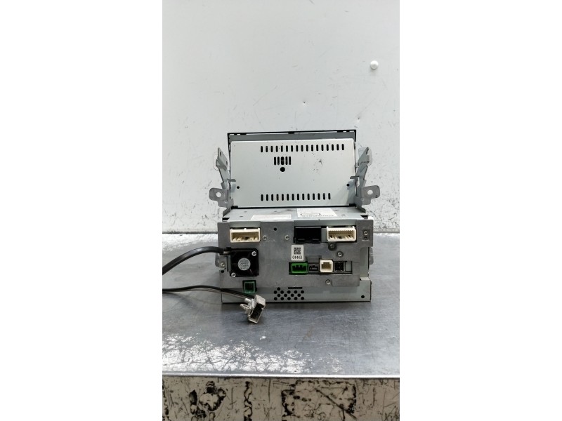 Recambio de sistema audio / radio cd para subaru legacy v (bm) 2.0 d awd (bmd) referencia OEM IAM   