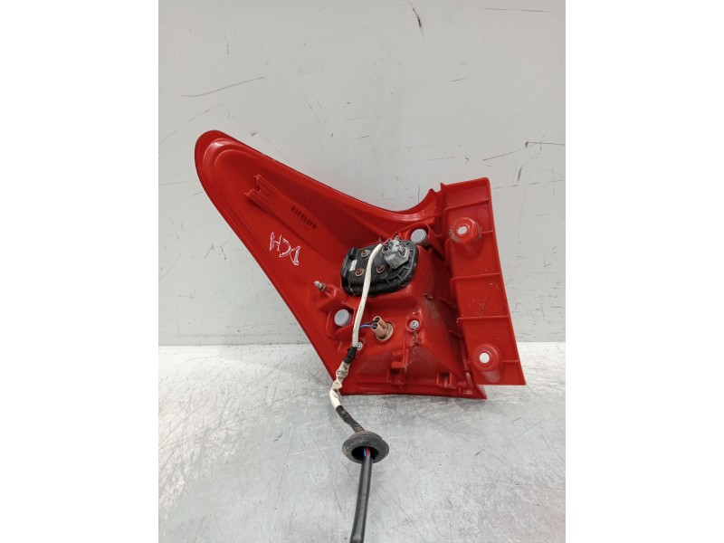 Recambio de piloto trasero derecho para toyota auris (_e18_) 1.3 (nre180_) referencia OEM IAM   