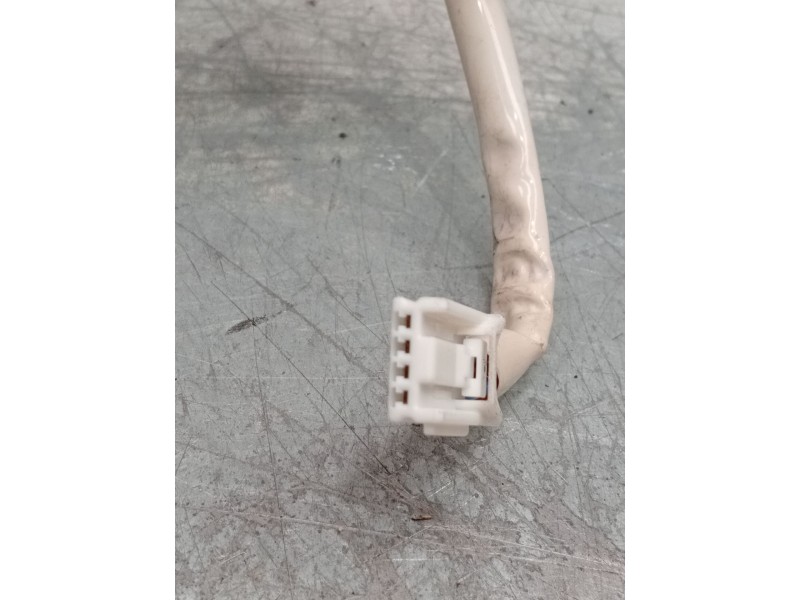 Recambio de piloto trasero izquierdo para toyota auris (_e18_) 1.3 (nre180_) referencia OEM IAM   