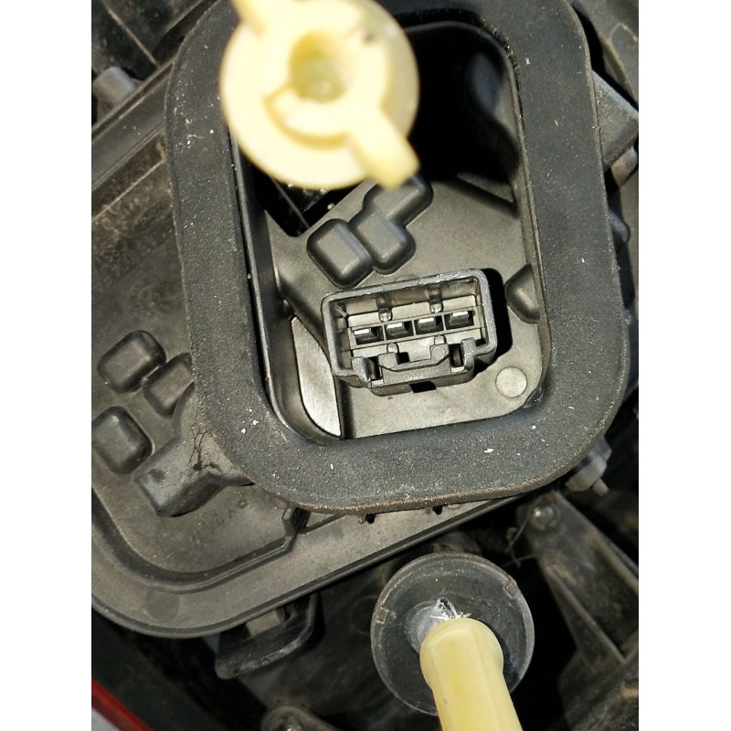 Recambio de piloto trasero izquierdo para ford c-max ii (dxa/cb7, dxa/ceu) 1.6 tdci referencia OEM IAM AM5113405BE 89502671 