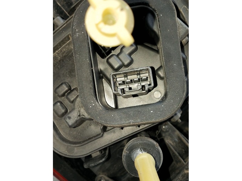 Recambio de piloto trasero izquierdo para ford c-max ii (dxa/cb7, dxa/ceu) 1.6 tdci referencia OEM IAM AM5113405BE 89502671 