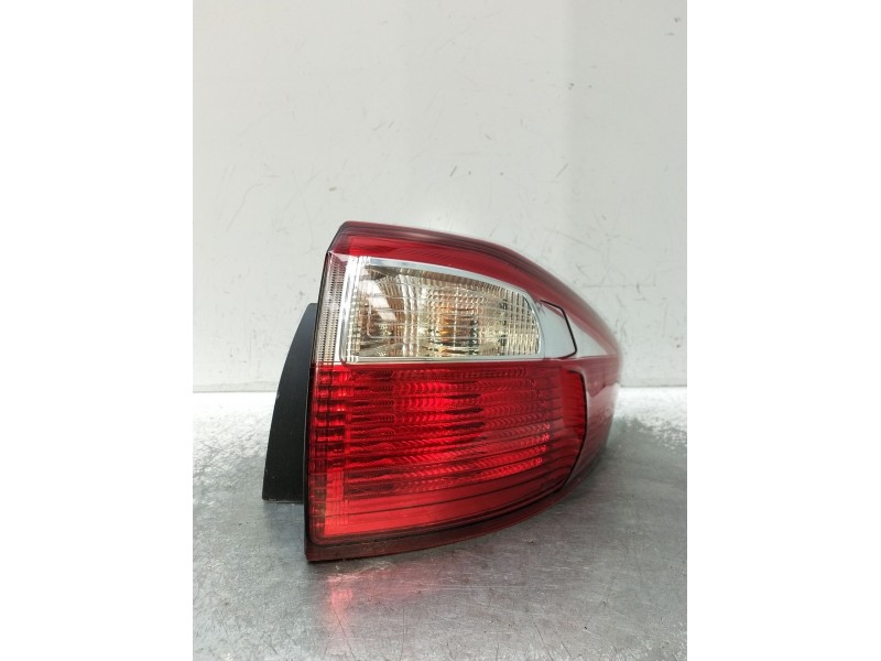 Recambio de piloto trasero derecho para ford c-max ii (dxa/cb7, dxa/ceu) 1.6 tdci referencia OEM IAM AM5113404BE 89502670 