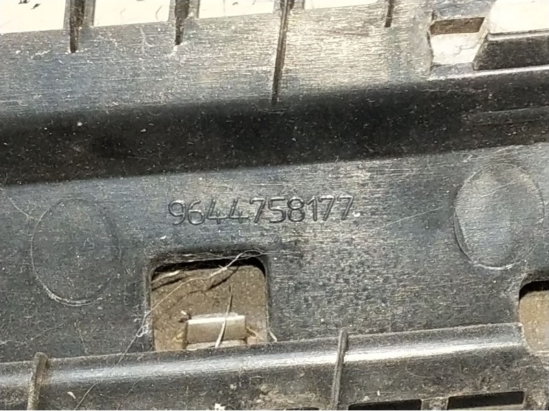 Recambio de rejilla delantera para citroën berlingo / berlingo first furgoneta/monovolumen (m_) 1.6 hdi 75 (mb9hw) referencia OE