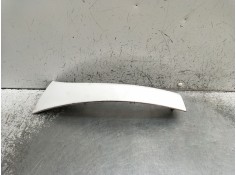 Recambio de moldura para peugeot boxer furgoneta 2.2 hdi 120 referencia OEM IAM 1306528070 moldura interior faro derecho 