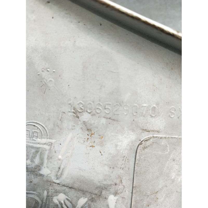 Recambio de moldura para peugeot boxer furgoneta 2.2 hdi 120 referencia OEM IAM 1306529070 moldura interior del faro izquierdo 