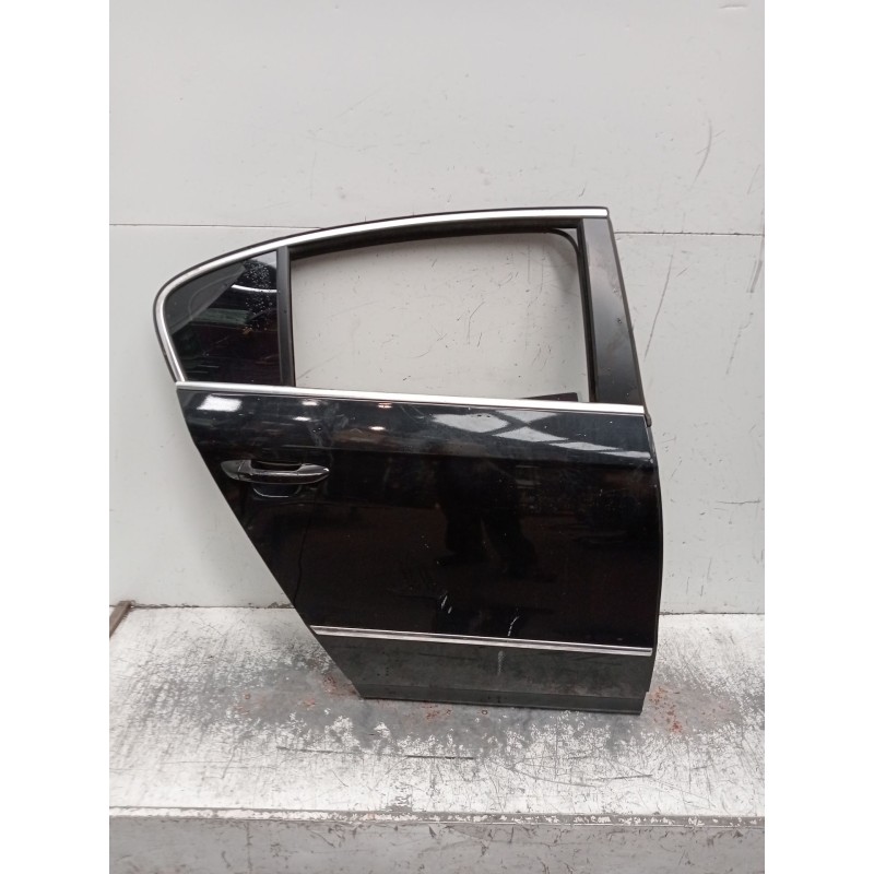 Recambio de puerta trasera derecha para volkswagen passat b6 (3c2) 2.0 tdi 16v referencia OEM IAM   