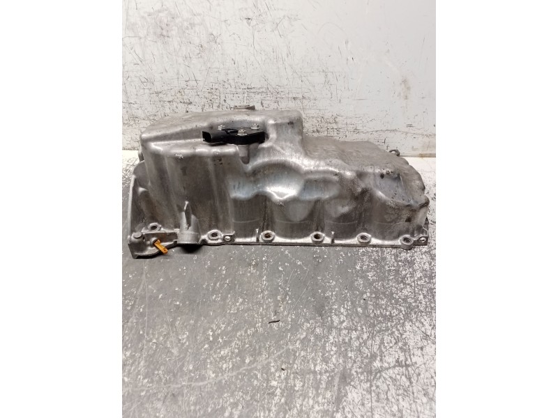 Recambio de carter para bmw serie 3 lim. (f30) 318d referencia OEM IAM 13992010 8513661 