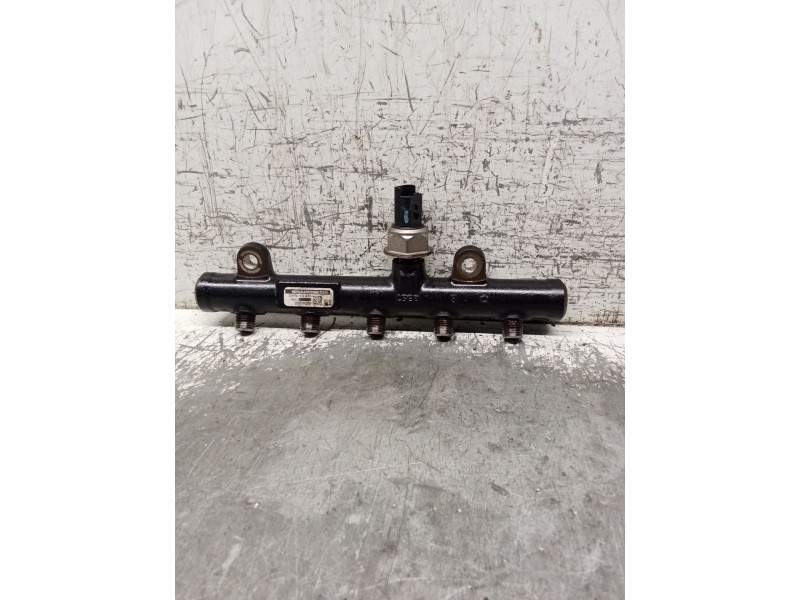 Recambio de rampa inyectora para volvo s40 berlina 2.0 d kinetic referencia OEM IAM 9681649580  