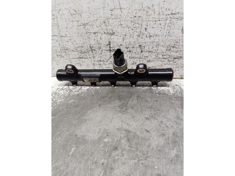 Recambio de rampa inyectora para volvo s40 berlina 2.0 d kinetic referencia OEM IAM 9681649580  