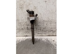 Recambio de inyector para renault maxity 2.9 diesel referencia OEM IAM 0445110284 16600MA70A BOSCH
