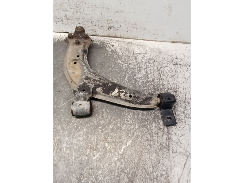 Recambio de brazo suspension inferior delantero izquierdo para citroën xsara (n1) 2.0 hdi 90 referencia OEM IAM   
