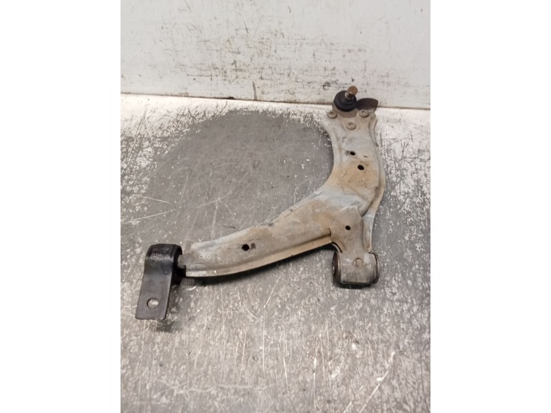 Recambio de brazo suspension inferior delantero izquierdo para citroën xsara (n1) 2.0 hdi 90 referencia OEM IAM   