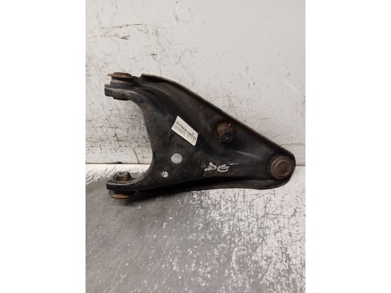 Recambio de brazo suspension inferior delantero derecho para dacia sandero ii tce 90 (b8m1, b8ma) referencia OEM IAM 545006623R 