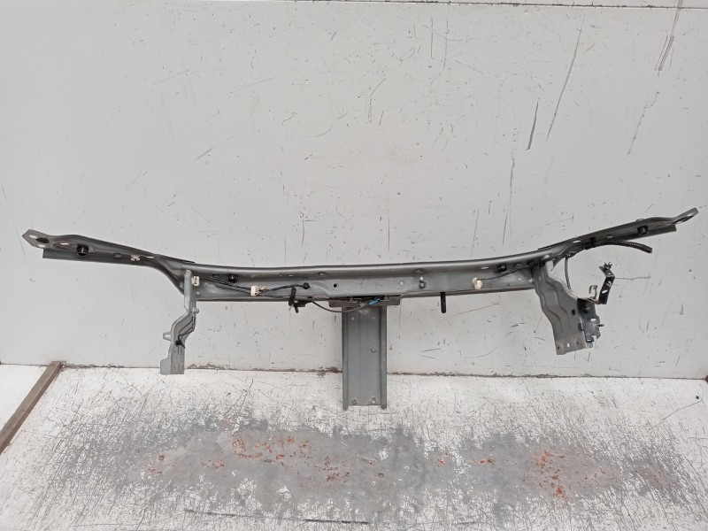 Recambio de panel frontal para dacia sandero referencia OEM IAM   