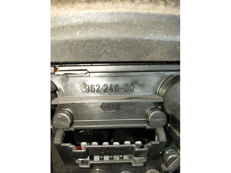 Recambio de piloto trasero derecho para seat ibiza ii (6k1) 1.4 i referencia OEM IAM 96224000  