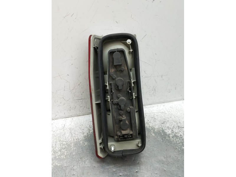 Recambio de piloto trasero derecho para peugeot expert furgoneta (222) 2.0 hdi referencia OEM IAM   