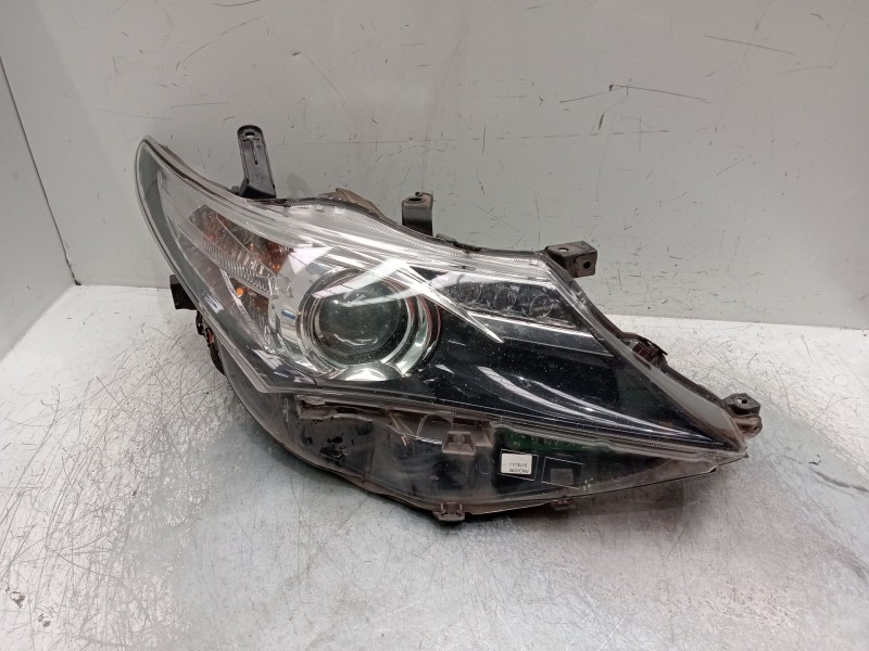Recambio de faro derecho para toyota auris (_e18_) 1.3 (nre180_) referencia OEM IAM 89909424  
