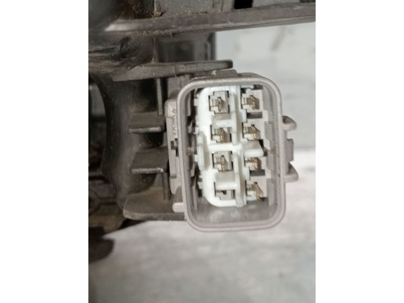 Recambio de faro derecho para toyota auris (_e18_) 1.3 (nre180_) referencia OEM IAM 89909424  