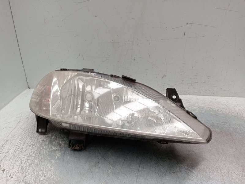 Recambio de faro derecho para renault megane i classic (la0/1_) 1.4 16v (la0d, la1h, la0w, la10) referencia OEM IAM 7700427870g 