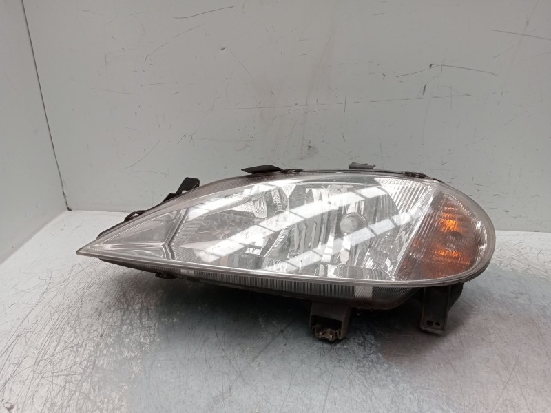 Recambio de faro izquierdo para renault megane i classic (la0/1_) 1.4 16v (la0d, la1h, la0w, la10) referencia OEM IAM 7701047184
