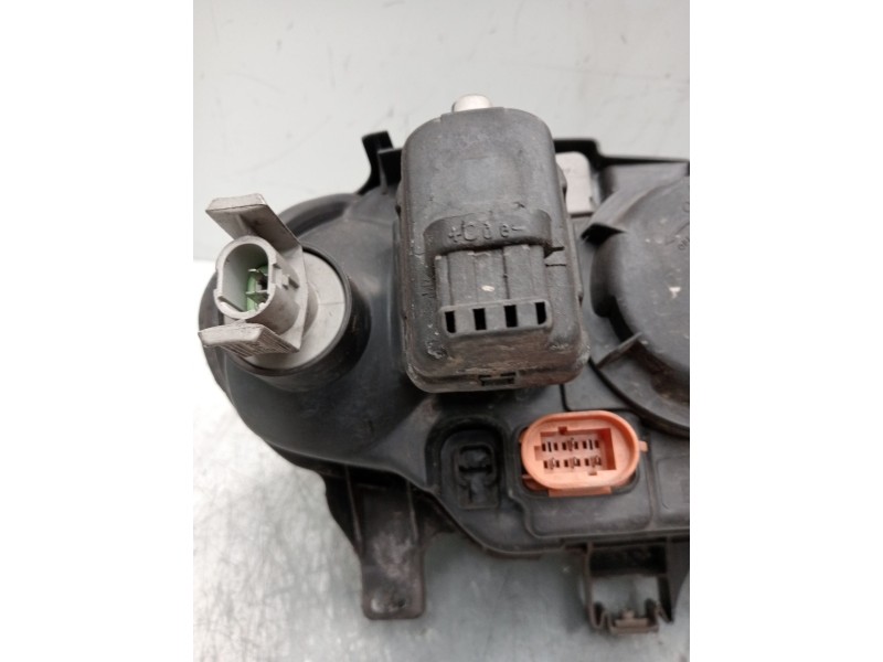 Recambio de faro izquierdo para renault megane i classic (la0/1_) 1.4 16v (la0d, la1h, la0w, la10) referencia OEM IAM 7701047184