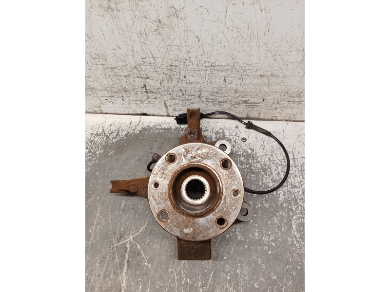 Recambio de mangueta delantera derecha para dacia sandero ii tce 90 (b8m1, b8ma) referencia OEM IAM   