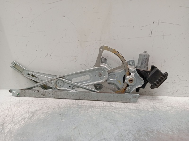 Recambio de elevalunas delantero derecho para toyota auris (_e18_) 1.3 (nre180_) referencia OEM IAM 8570102010 961920101 5p