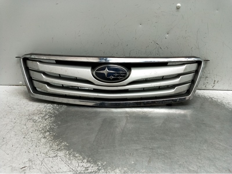 Recambio de rejilla delantera para subaru legacy v (bm) 2.0 d awd (bmd) referencia OEM IAM 91121AJ020  